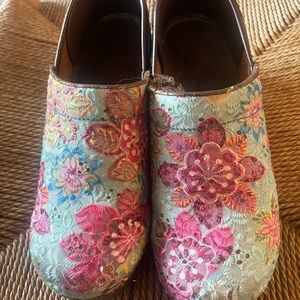 Sanita Clogs size 38